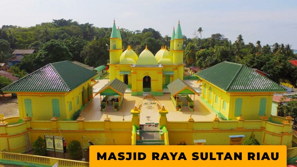 adulamtravel-Paket-Tour-3-hari-2-malam-Tanjung-Pinang-Penyengat-(Masjid-Raya-Sultan-Riau)