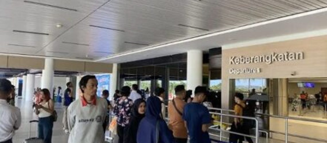 BLOG101JEJU HENTIKAN SEMENTARA PENERBANGAN DARI BATAM