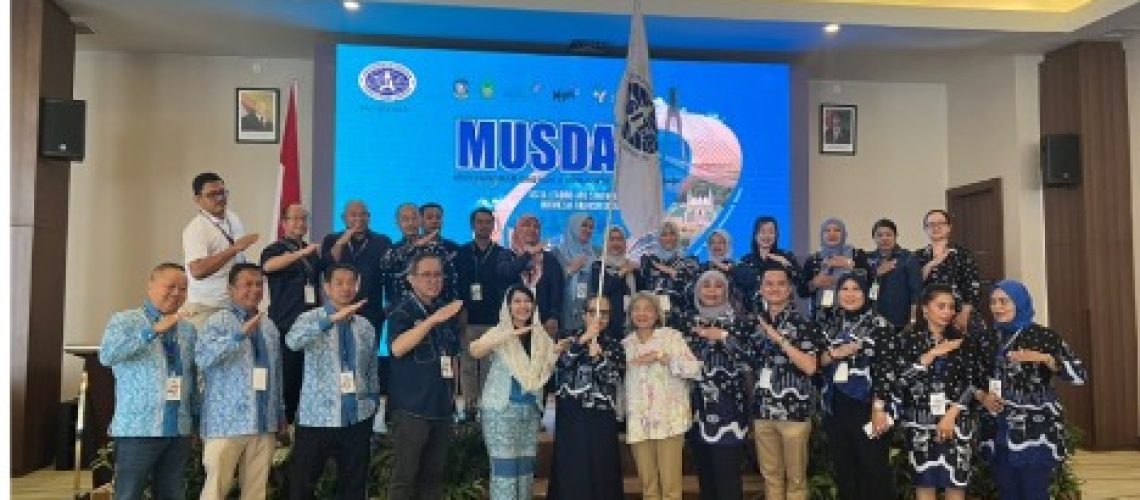 BLOG125 EVA BETTY TERPILIH KEMBALI MENJADI KETUA ASITA