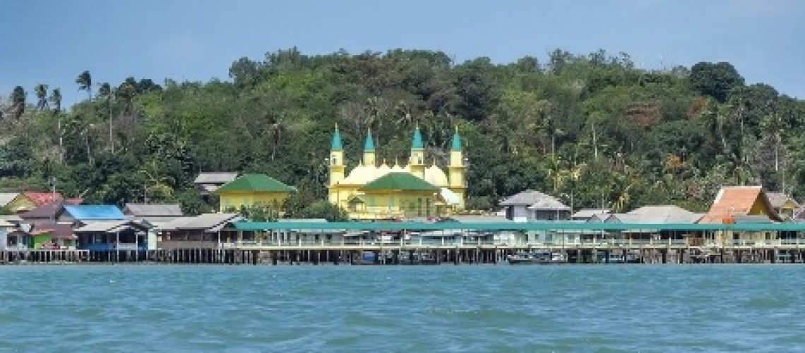 BLOG97 6 WISATA EDUKASI PULAU PENYENGAT YANG PENUH SEJARAH-04