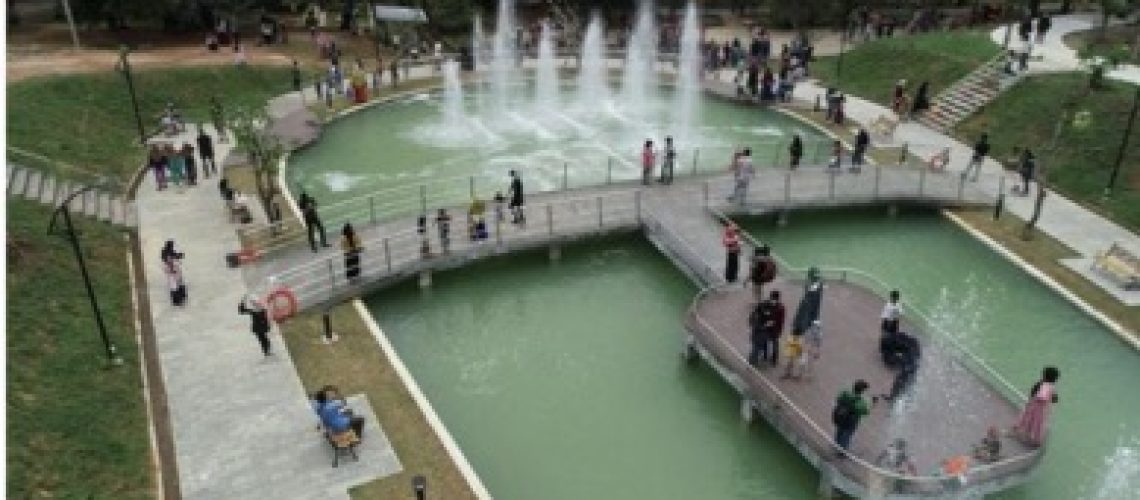 adulamtravel-menilik-pariwisata-taman-rusa